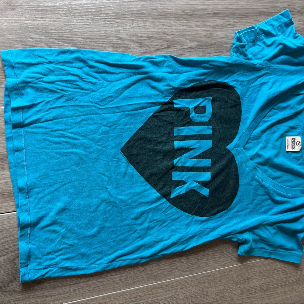 PINK Victoria's Secret Teal Heart Tee